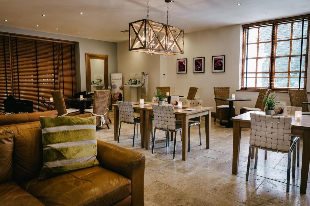 Rowton Hall Hotel And Spa Chester Kültér fotó