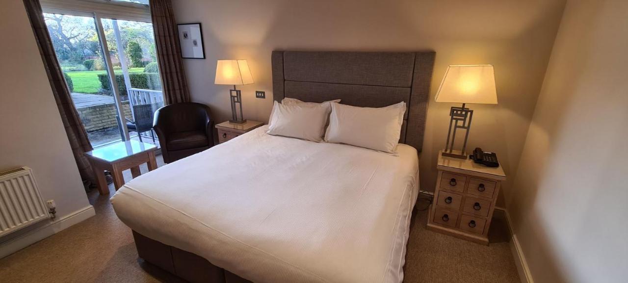 Rowton Hall Hotel And Spa Chester Kültér fotó