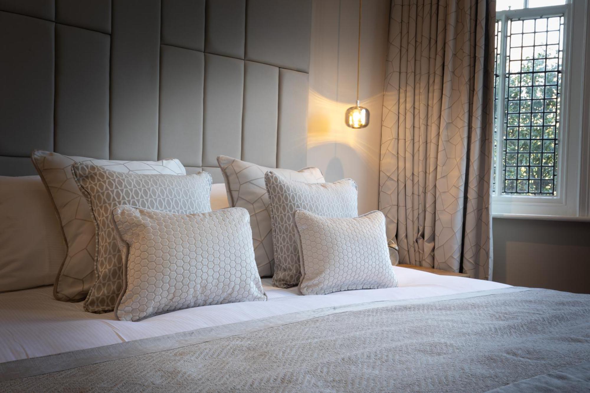 Rowton Hall Hotel And Spa Chester Kültér fotó